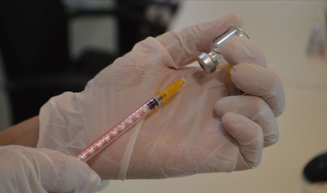 Aşısını yaptırmayan 18 milyon 313 bin 689 kişi var