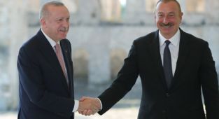 Azerbaycan Cumhurbaşkanı Aliyev, Cumhurbaşkanı Erdoğan ile telefonda görüştü