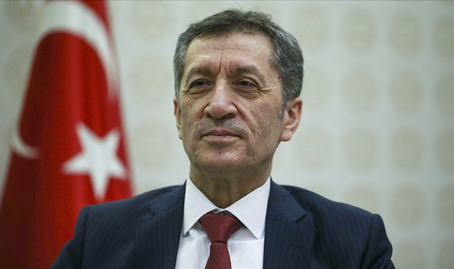 Bana ülkemin çocukları için çalışma imkanı sağlayan Cumhurbaşkanı Erdoğan'a şükranlarımı sunuyorum