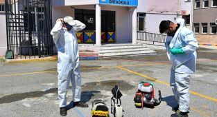 Büyükşehir okullarda hijyen seferberliği başlattı