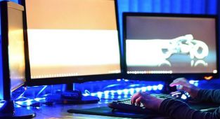 Çin, reşit olmayanlar için çevrim içi oyun saatlerine kısıtlama getirdi