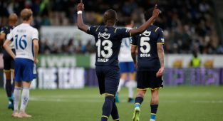 Fenerbahçe UEFA Avrupa Ligi'nde gruplara yükseldi