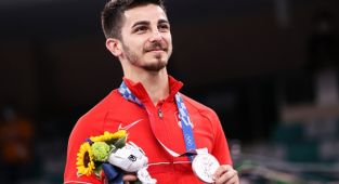 Gümüş madalya kazanan milli karateci Eray Şamdan, hayalini gerçeğe dönüştürdü