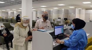 İran'da Kovid-19 kaynaklı günlük can kaybında yeni rekor