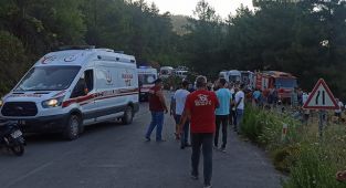 İzmir'de facia gibi kaza8 ölü