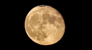 Japon ve İsrailli firmalar Ay toprağından oksijen üretecek