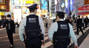 Japonya'da uzmanlardan Kovid-19'a karşı ülke geneli için olağanüstü hal çağrısı