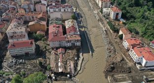 Karadeniz'deki sel felaketinde can kaybı 59'a yükseldi