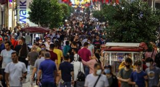 Kovid-19 vaka sayısı 77 ilde arttı, 4 ilde azaldı