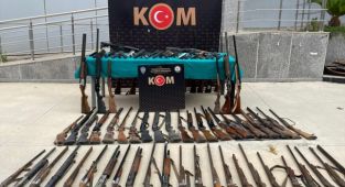 Ödemişte ruhsatsız silah operasyonu