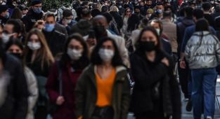 Salgın döneminde Türkiye'nin maske satışları 144 kat arttı