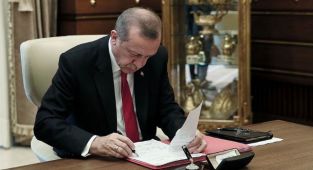 Türk Silahlı Kuvvetlerinde 141 general ve amiralin görev yerleri değişti