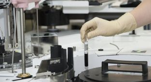 AB'de yüksek teknoloji ürün satışı 2020'de geriledi