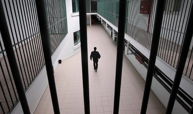 Avustralya'da 29 yıllık kaçak mahkum, Kovid-19 salgınında işsiz kalınca teslim oldu