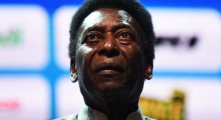 Efsane futbolcu Pele'nin sağlık durumu iyiye gidiyor