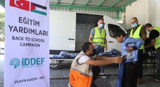 İDDEF'ten öğrencilere eğitim yardımı
