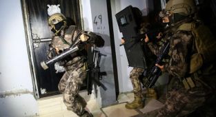 İstanbul merkezli 7 ilde uyuşturucu operasyonu