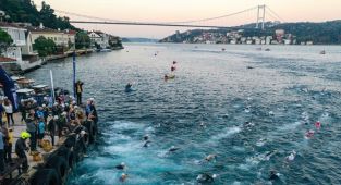 İstanbul Oral B Boğaziçi Triatlonu sona erdi