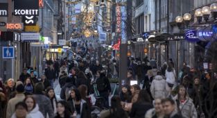 İsveç'te Kovid-19 önlemleri kaldırıldı