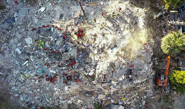 İzmir depreminde yıkılan Emrah Apartmanı'na ilişkin iddianame kabul edildi