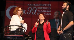 Karaburun ve Mordoğan’da 99 yıldır aynı coşku!