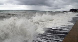 Orta ve Doğu Karadeniz'de fırtına bekleniyor