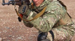 Rus güvenlik şirketi Wagner'in paralı askerlerinin Afrika'da 9 ülkede olduğu tahmin ediliyor. Wagner, yerel güçlere askeri eğitim veriyor, liderlere yakın koruma sağlıyor ve enerji noktalarını koruyor.