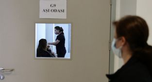 Türkiye genelinde uygulanan Kovid-19 aşısı 100 milyon dozu geçti