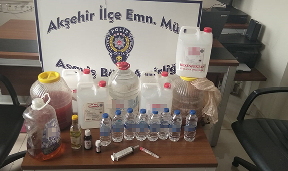 1 kişi sahte içkiden zehirlenerek hayatını kaybetti