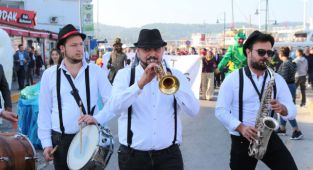 16.ayvalık uluslararası zeytin hasat festivali, başlıyor