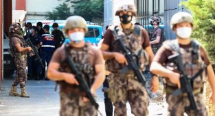 28 Şubat davası hükümlüsü 7 eski generalin cezaevinde kalması uygun görüldü