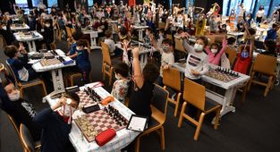 348 Sporcu Satranç Turnuvası’nda Mücadele Etti 