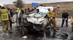 Bandırma’da feci kaza: 2 ölü