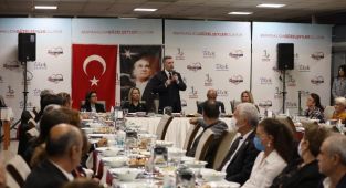 Başkan Sandal Muhtarlarla Buluştu:“Yeni Bir Kenti Birlikte Şekillendireceğiz”