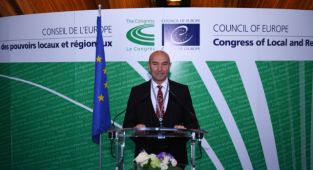 Başkan Soyer Genel Kurul için Strazburg’da