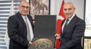 Başkan Soyer İZMİRGAZ Genel Müdürü Yetik'i ziyaret etti