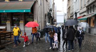 Belçika'da uzun zamandır tartışılan 'pandemi yasası' yürürlüğe girdi