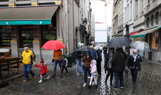 Belçika'da uzun zamandır tartışılan 'pandemi yasası' yürürlüğe girdi