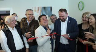 Beyin Cerrahı Op. Dr. Okan Korkmaz'ın açılışında siyaset üstü renkli dayanışma