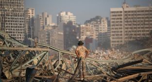Beyrut Limanı'ndaki patlamaya ilişkin soruşturma yine askıya alındı