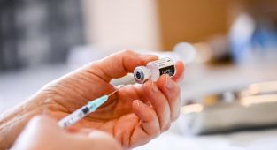 BioNTech kolon kanseri aşısının Faz 2 denemelerine başladı