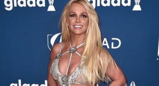  Britney Spears'ın babasının vasilik yetkisi askıya alındı