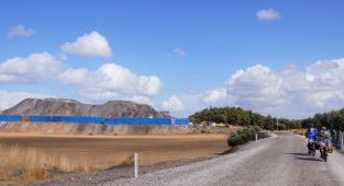 Çevre kirliliğine yol açan Foça’daki cüruf tesisini kapatma kararı aldı