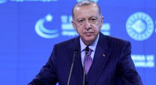 Cumhurbaşkanı Erdoğan: Önümüzdeki yıl milli elektrikli lokomotifimizin üretimine başlıyoruz