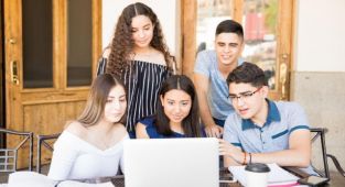 EGİAD'dan Y ve Z Kuşağı Değerlendirmesi