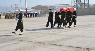 Hakkari'de bir asker şehit oldu