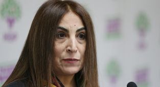 HDP eski milletvekili Aysel Tuğluk'a 1 yıl 8 ay hapis cezası