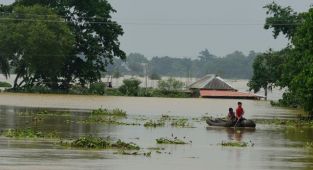 Hindistan'ın güneyindeki şiddetli yağışlar sonucu ölenlerin sayısı 24'e yükseldi