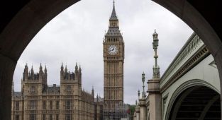 İngiliz hükümet 5,8 milyon kişinin 'Kovid desteğini' kesecek