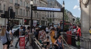 İngiltere'de artan Kovid-19 vaka sayıları endişeye yol açtı